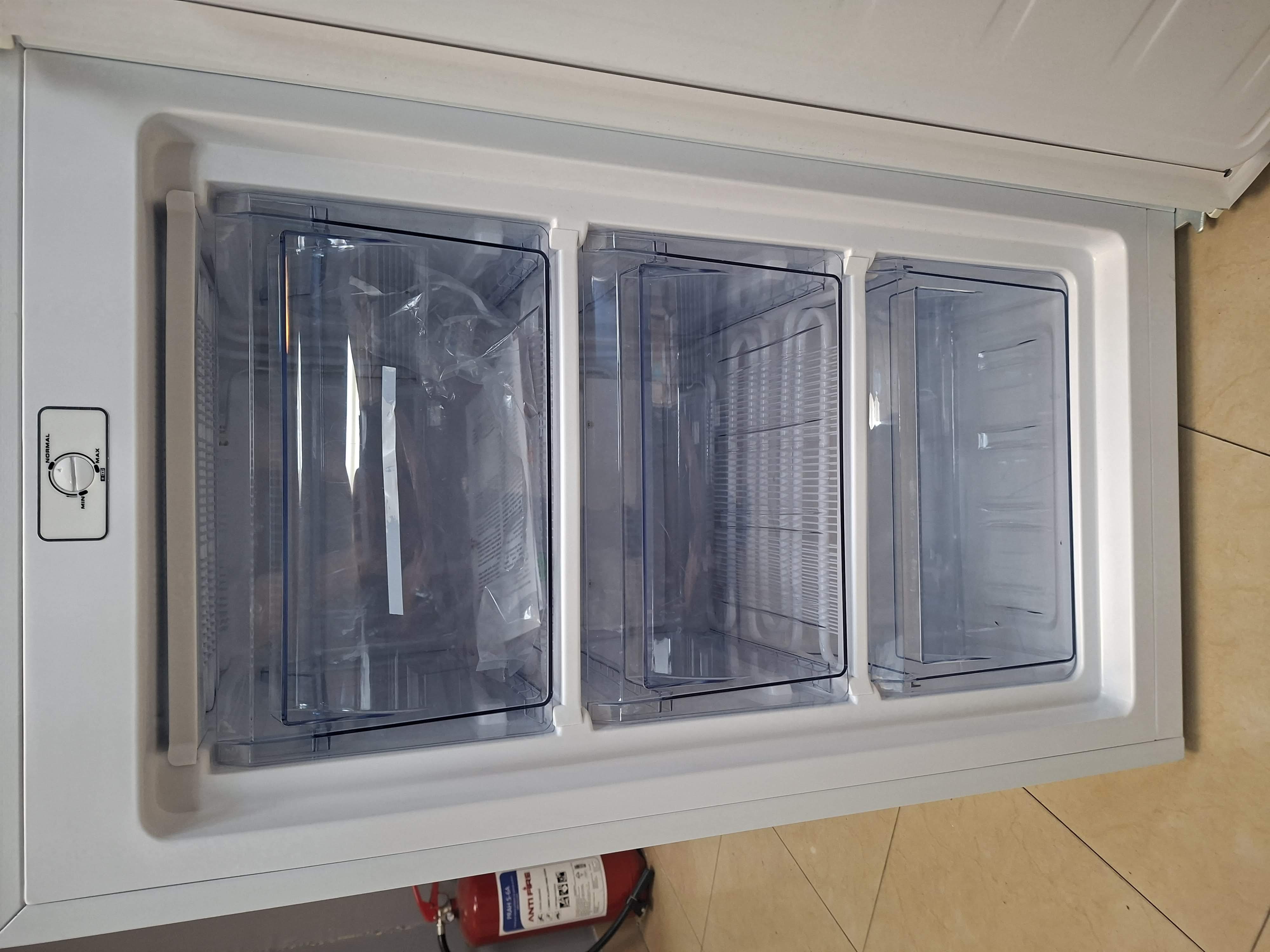 Zamrzivač Daya DCV08SM3WF0, 84cm