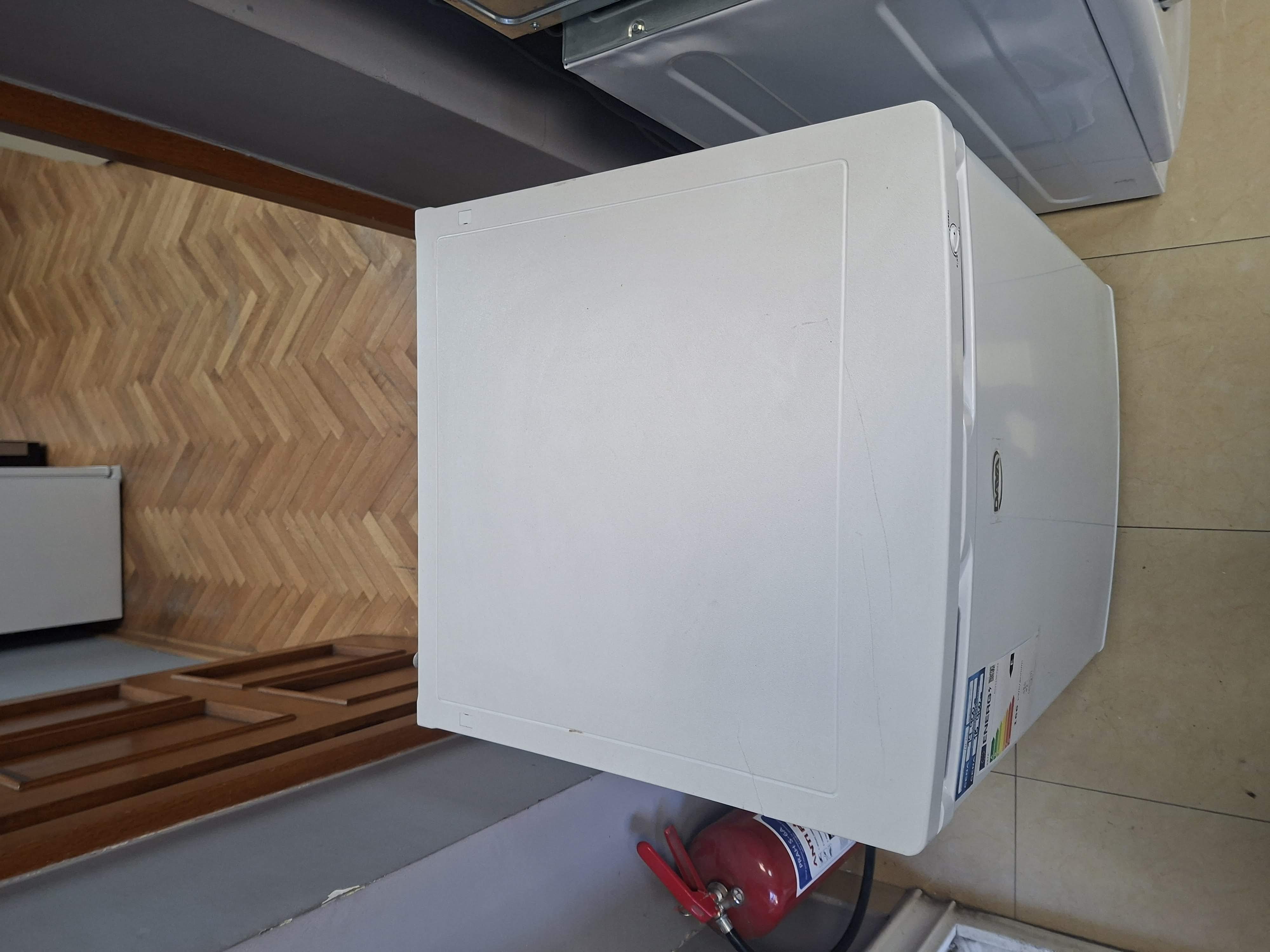 Zamrzivač Daya DCV12SM3WE0, 85cm