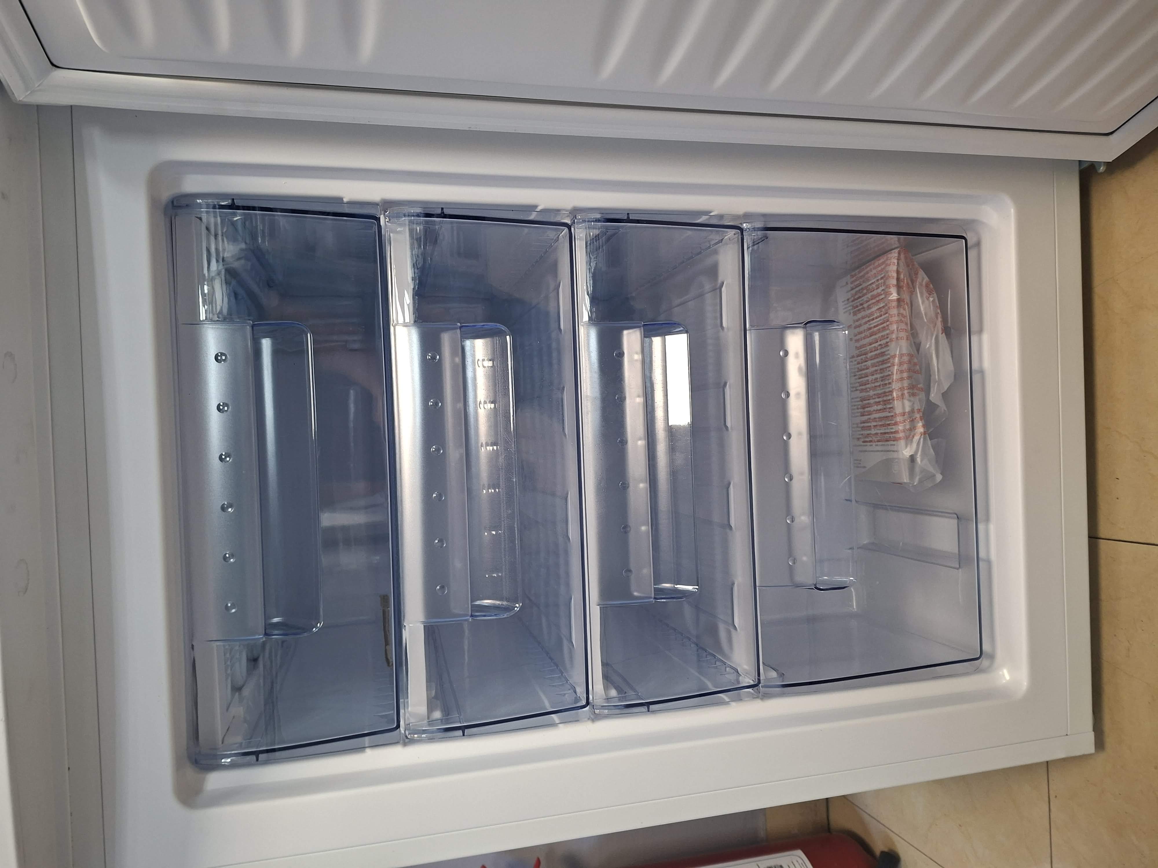 Zamrzivač Daya DCV12SM3WE0, 85cm