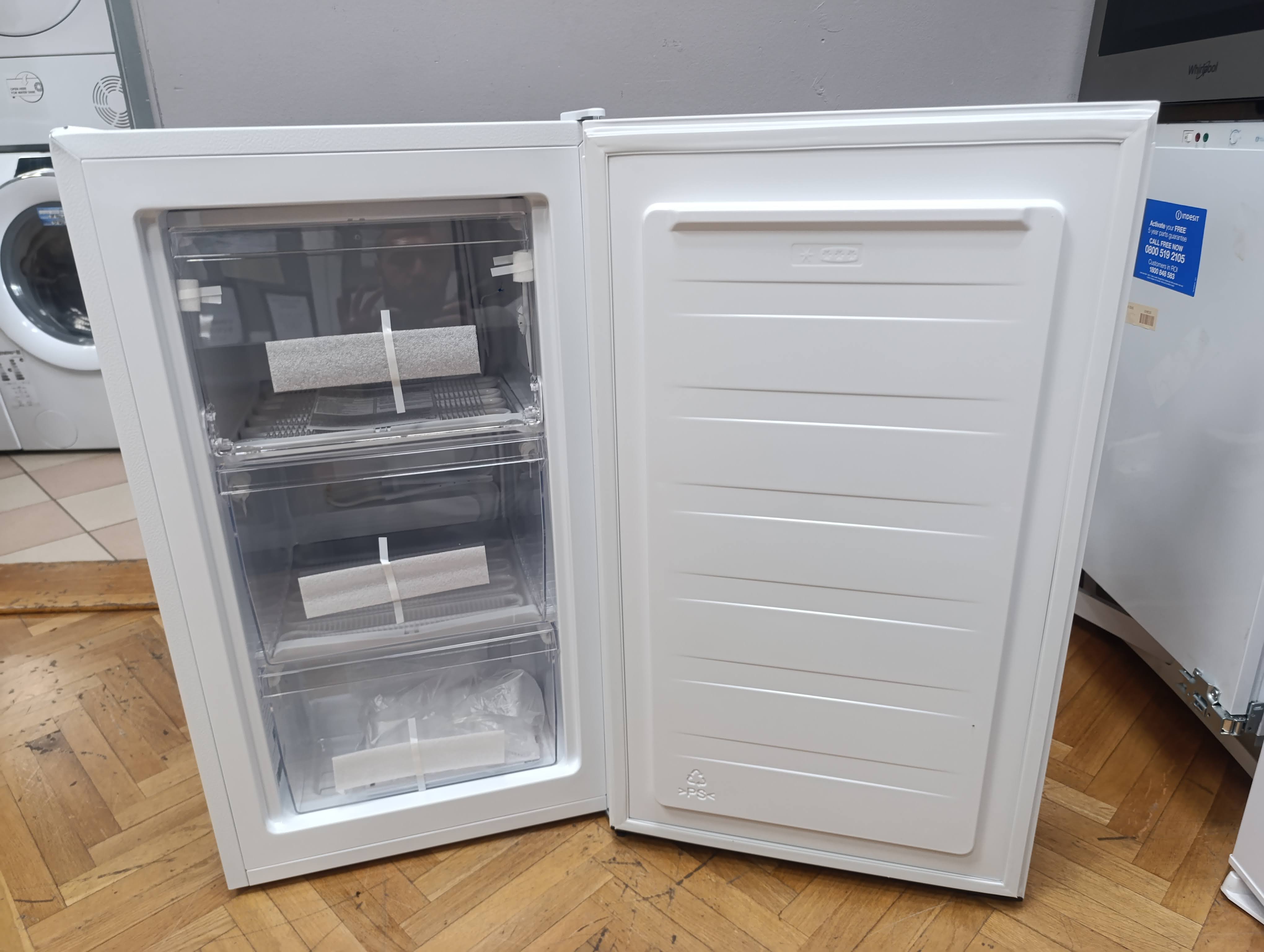 Zamrzivač Gorenje F39EPW4 , 61L.