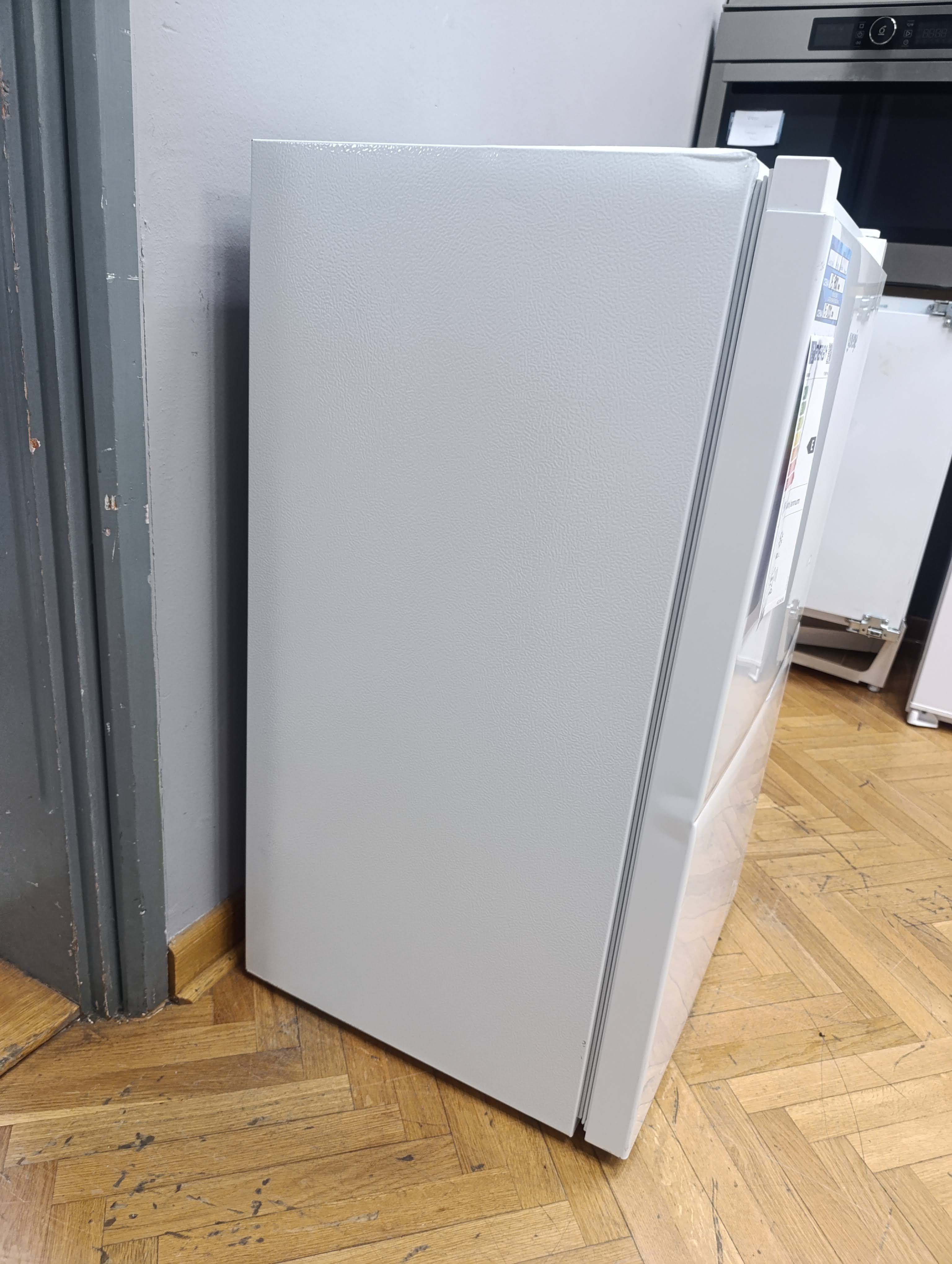 Zamrzivač Gorenje F39EPW4 , 61L.