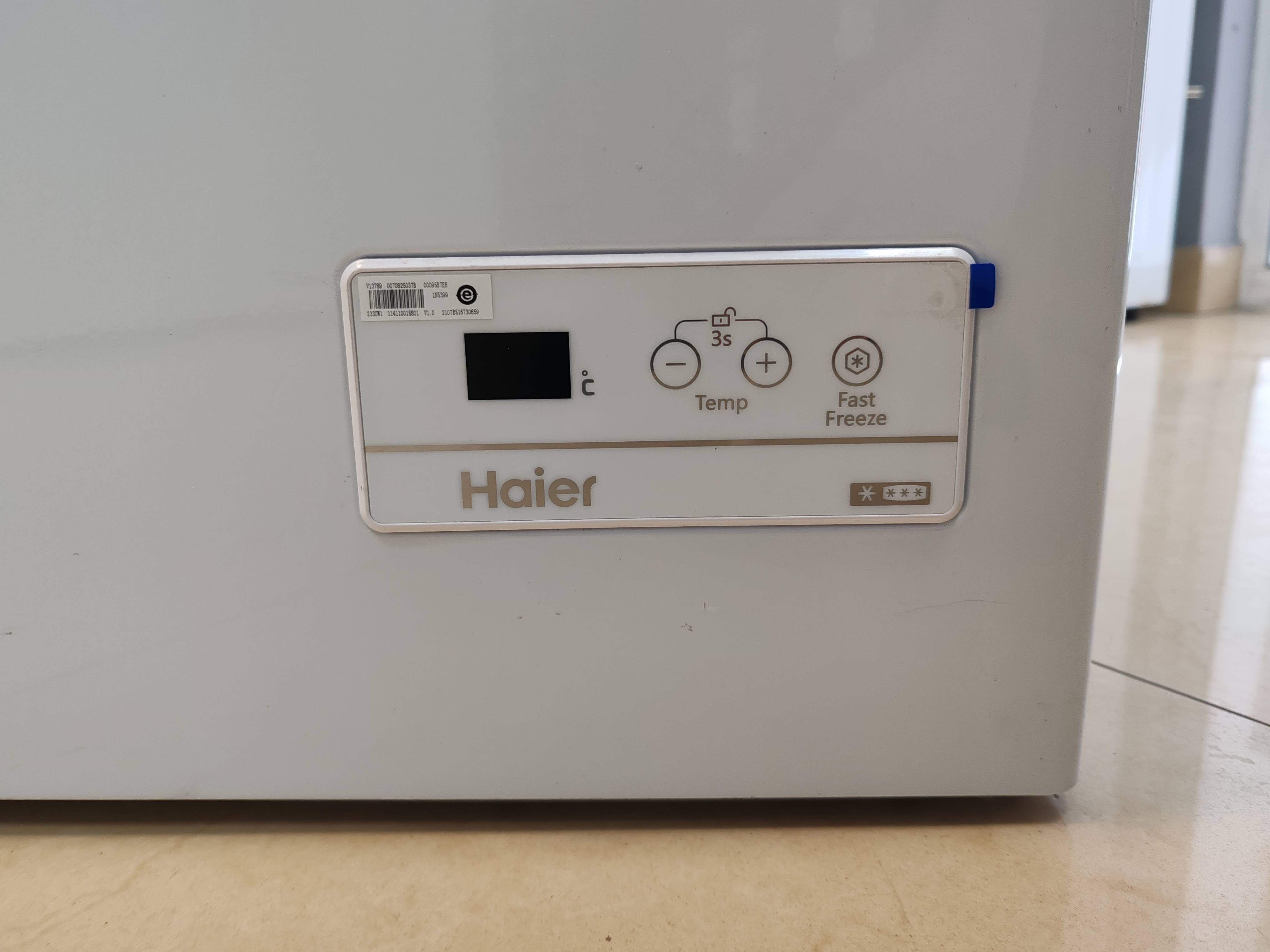 Zamrzivač Haier HCE103F , 100 litara