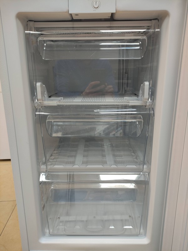 Zamrzivač Hisense FV85D4BW1 , 70L