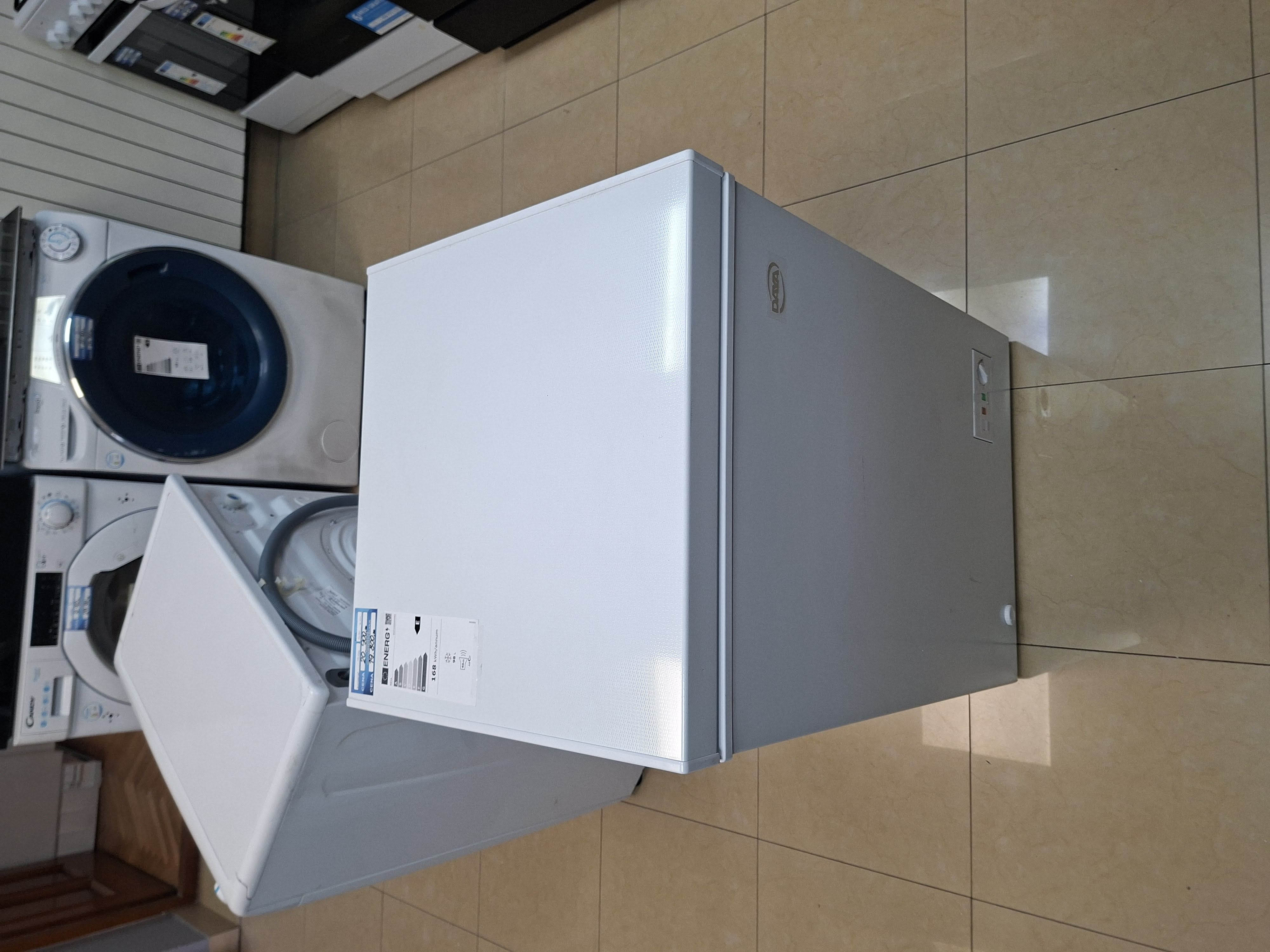 Zamrzivač Sandučar Daya DCP100SH4WE0 , 98L