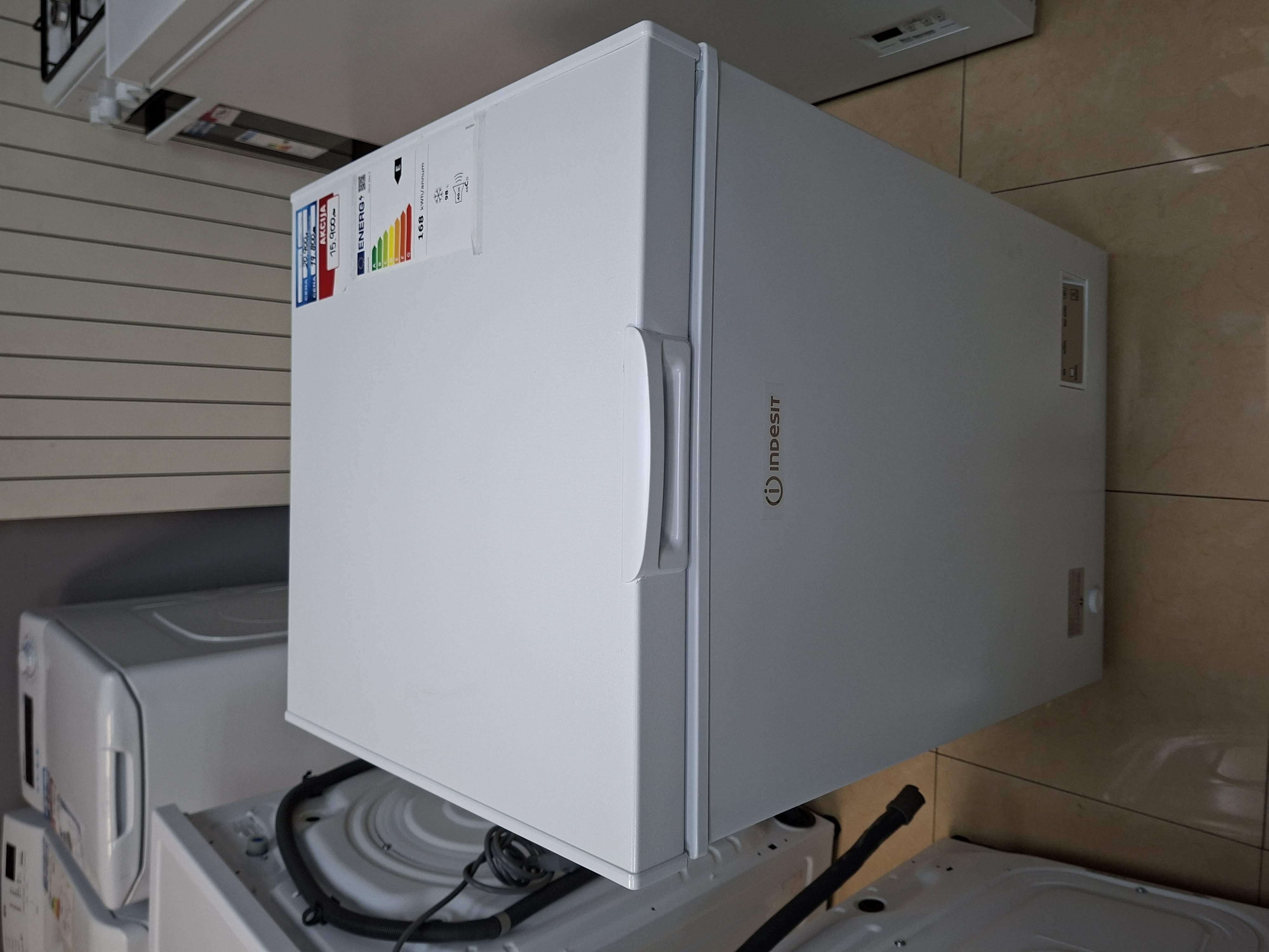 Zamrzivač Sandučar Indesit INCF 984 E , 98L