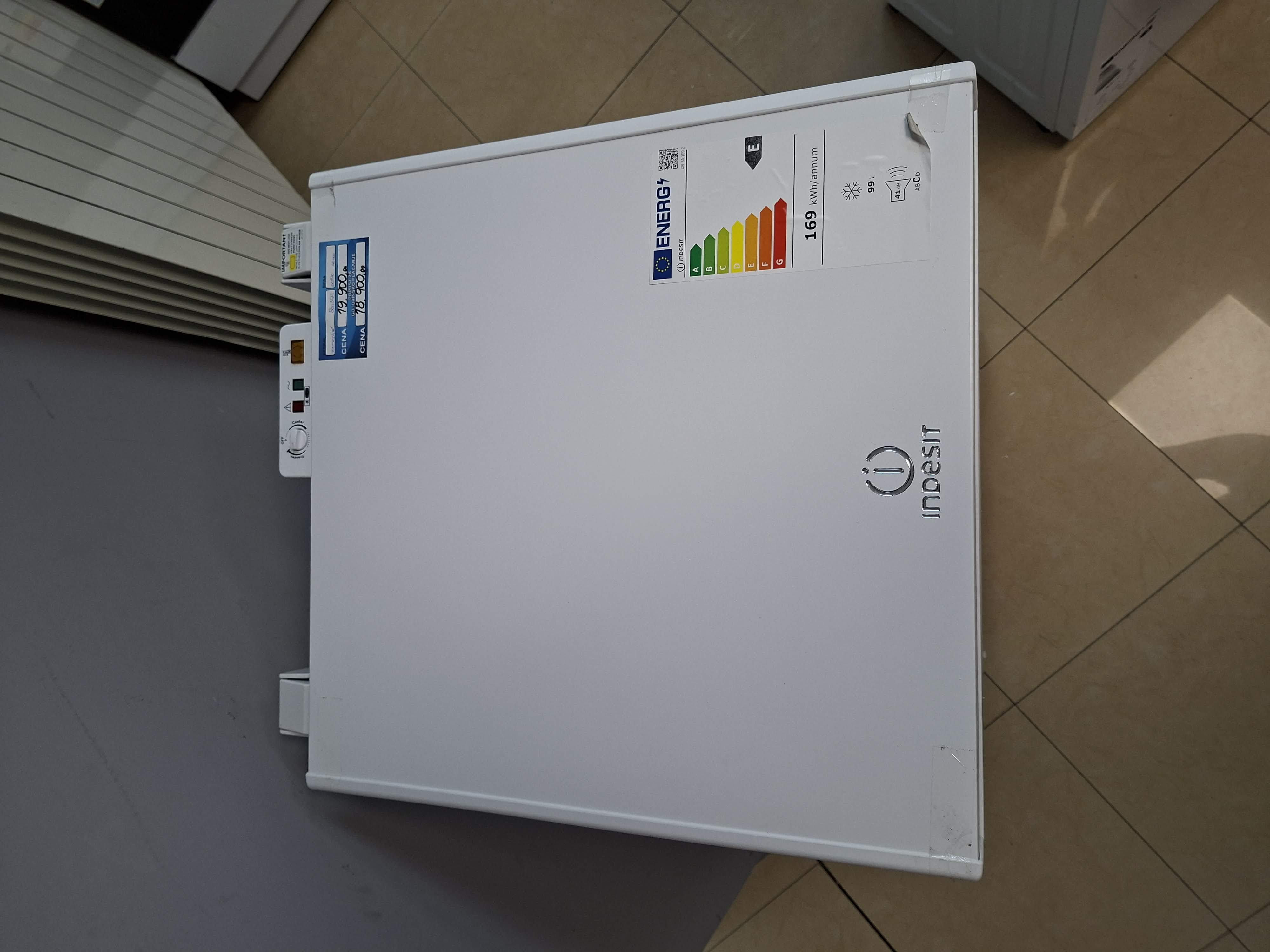 Zamrzivač sandučar Indesit OS 2A 100 2 , 99L