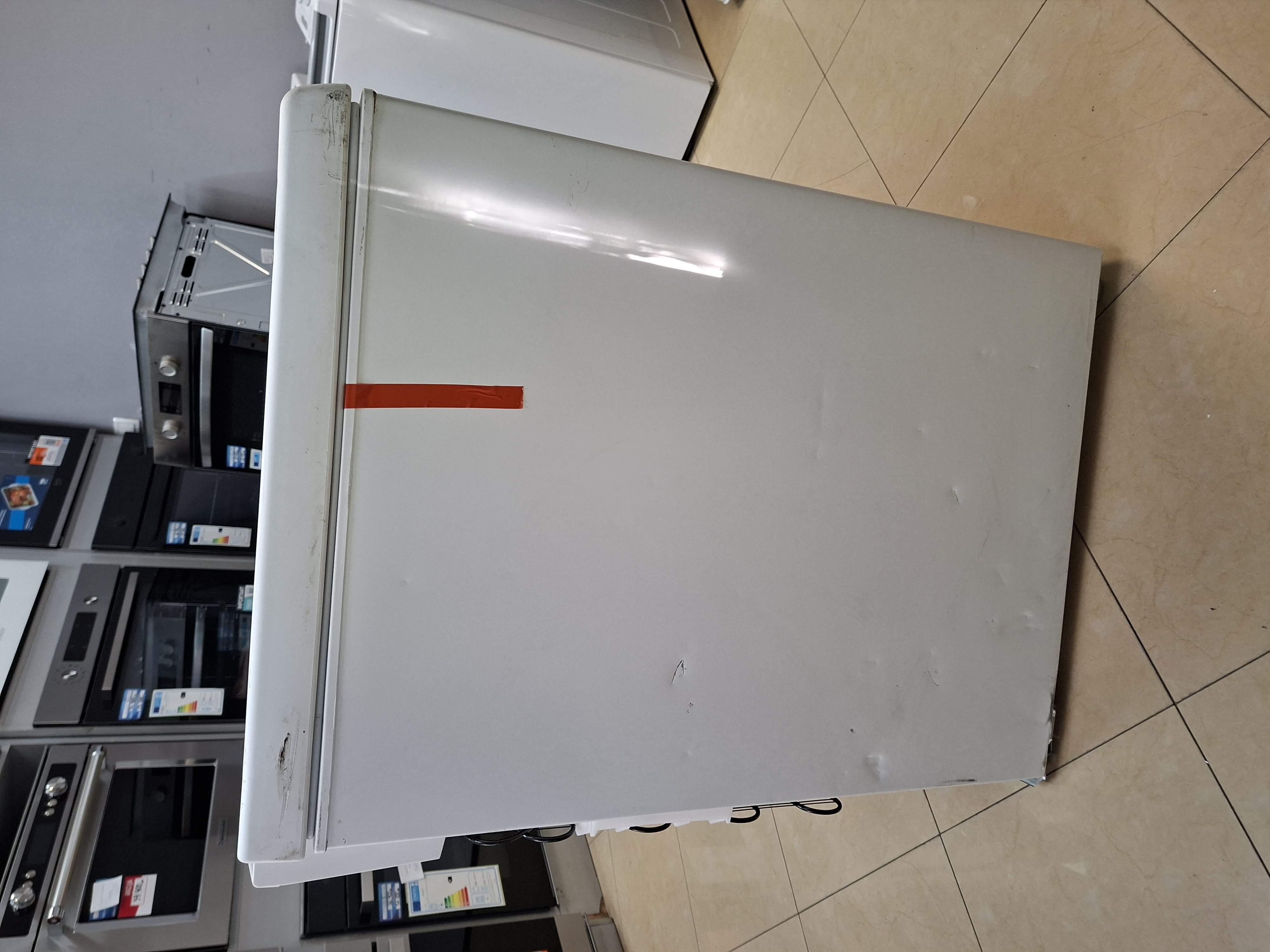 Zamrzivač sandučar Whirlpool W 204 FO, 204 litara