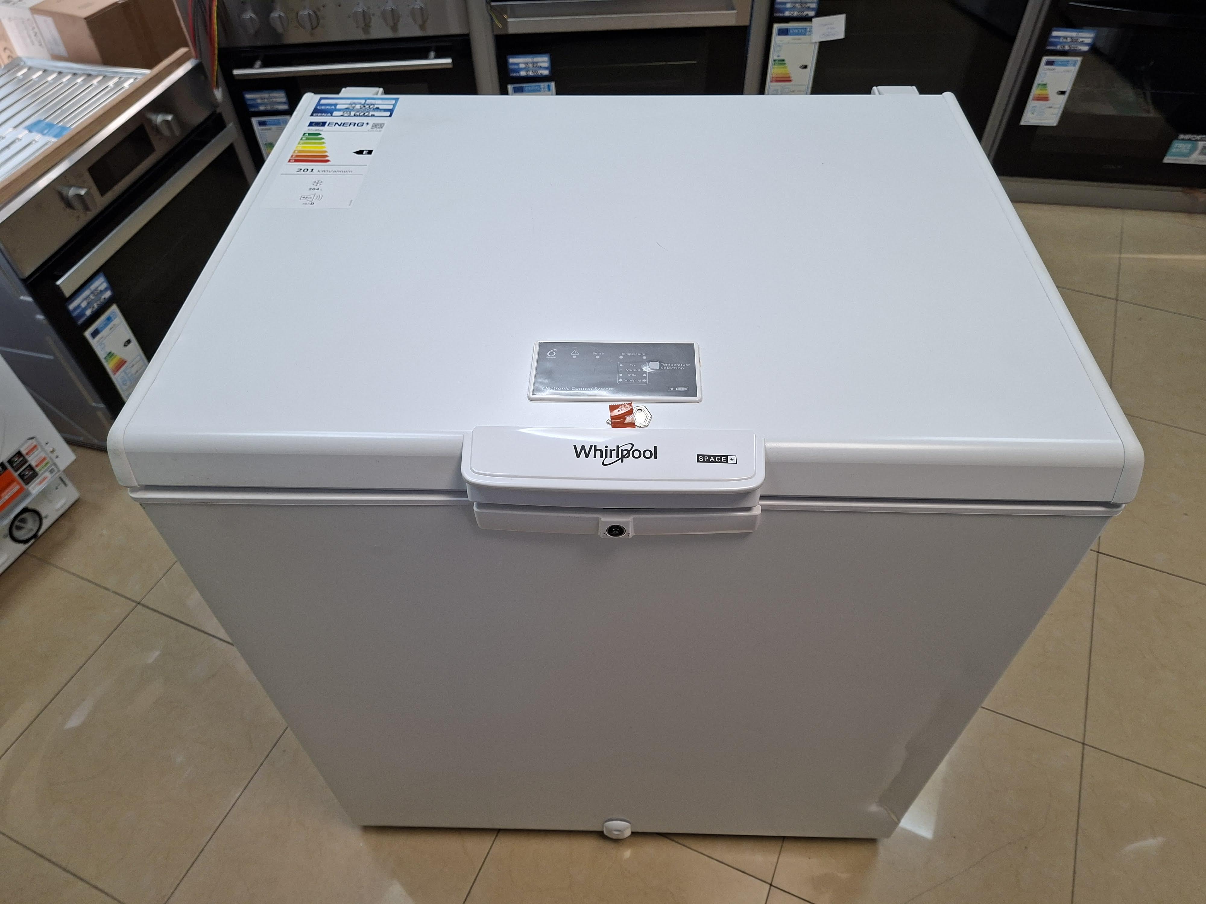 Zamrzivač sandučar Whirlpool W 204 FO, 204 litara