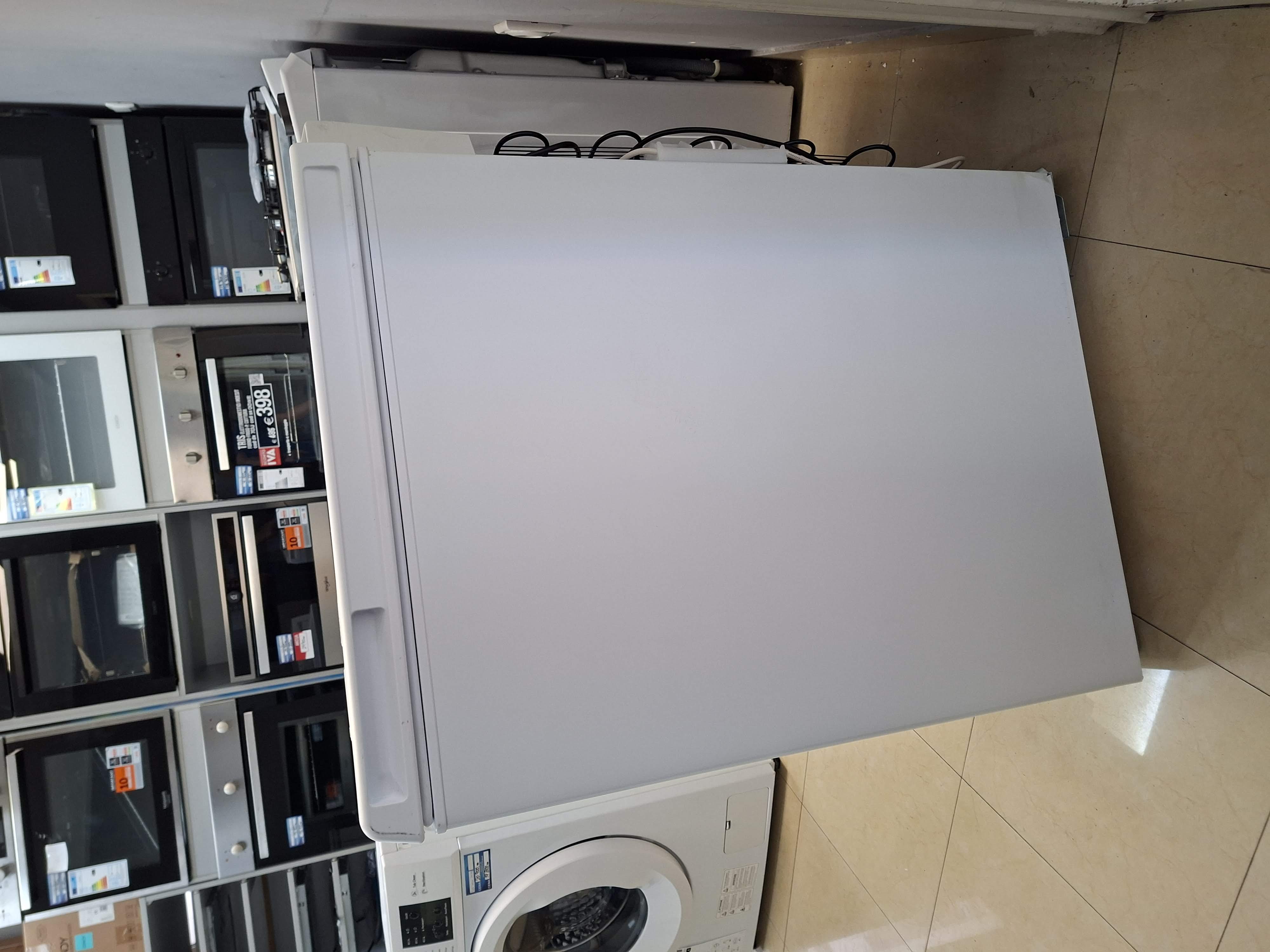 Zamrzivač sandučar Whirlpool WH1411 E2, 131l