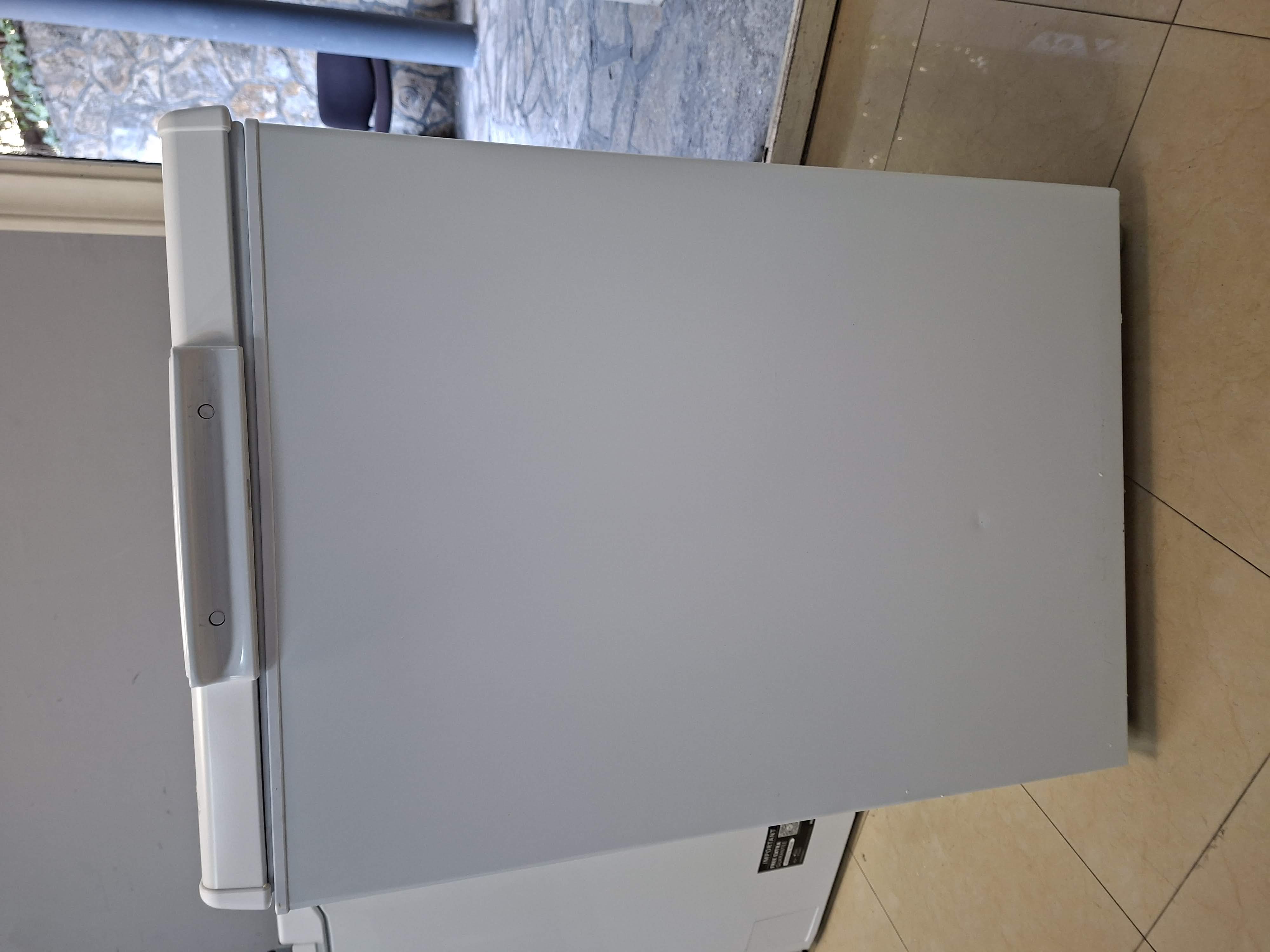 Zamrzivač sandučar Whirlpool WH1411 E2, 131l