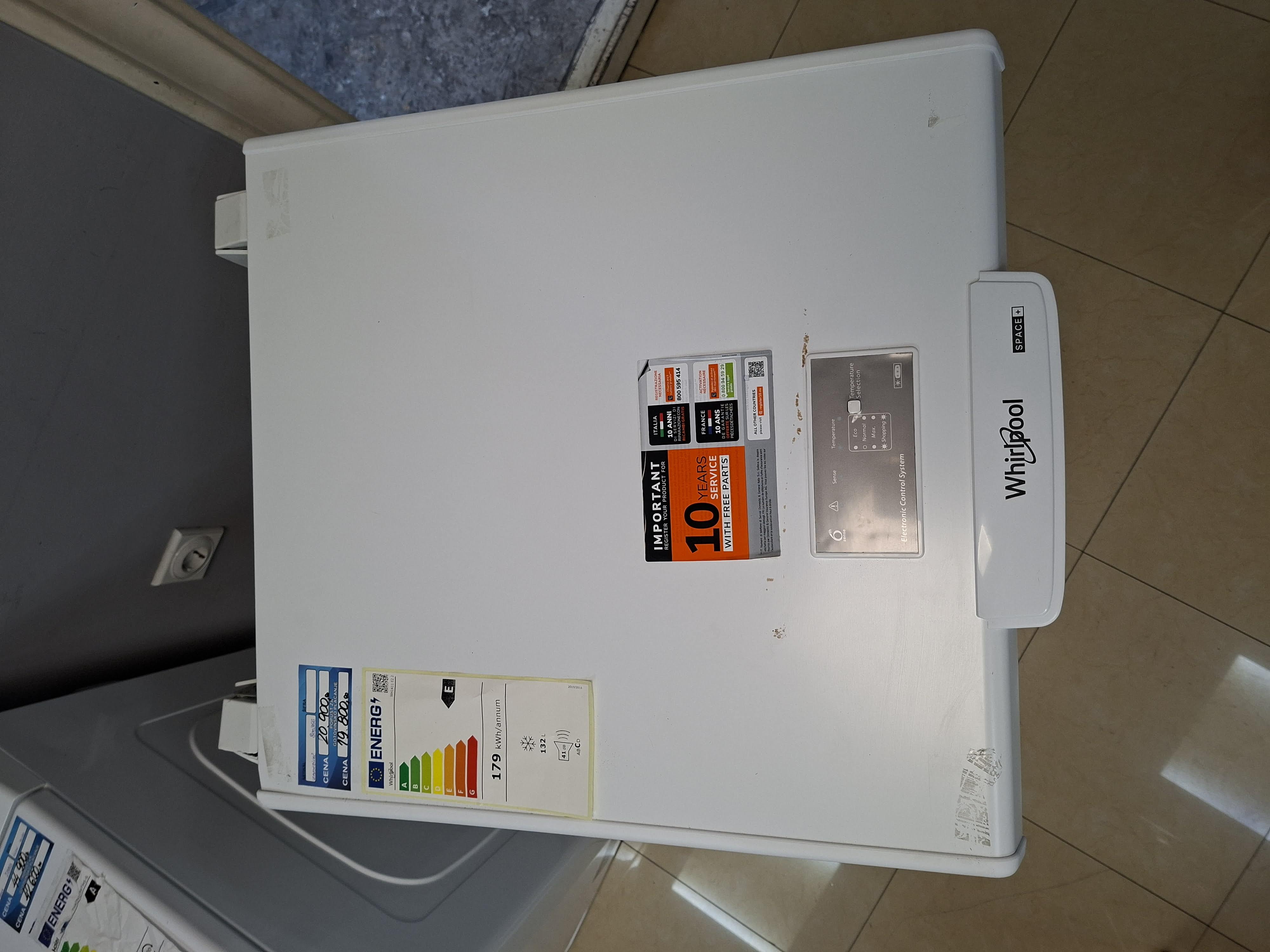 Zamrzivač sandučar Whirlpool WH1411 E2, 131l
