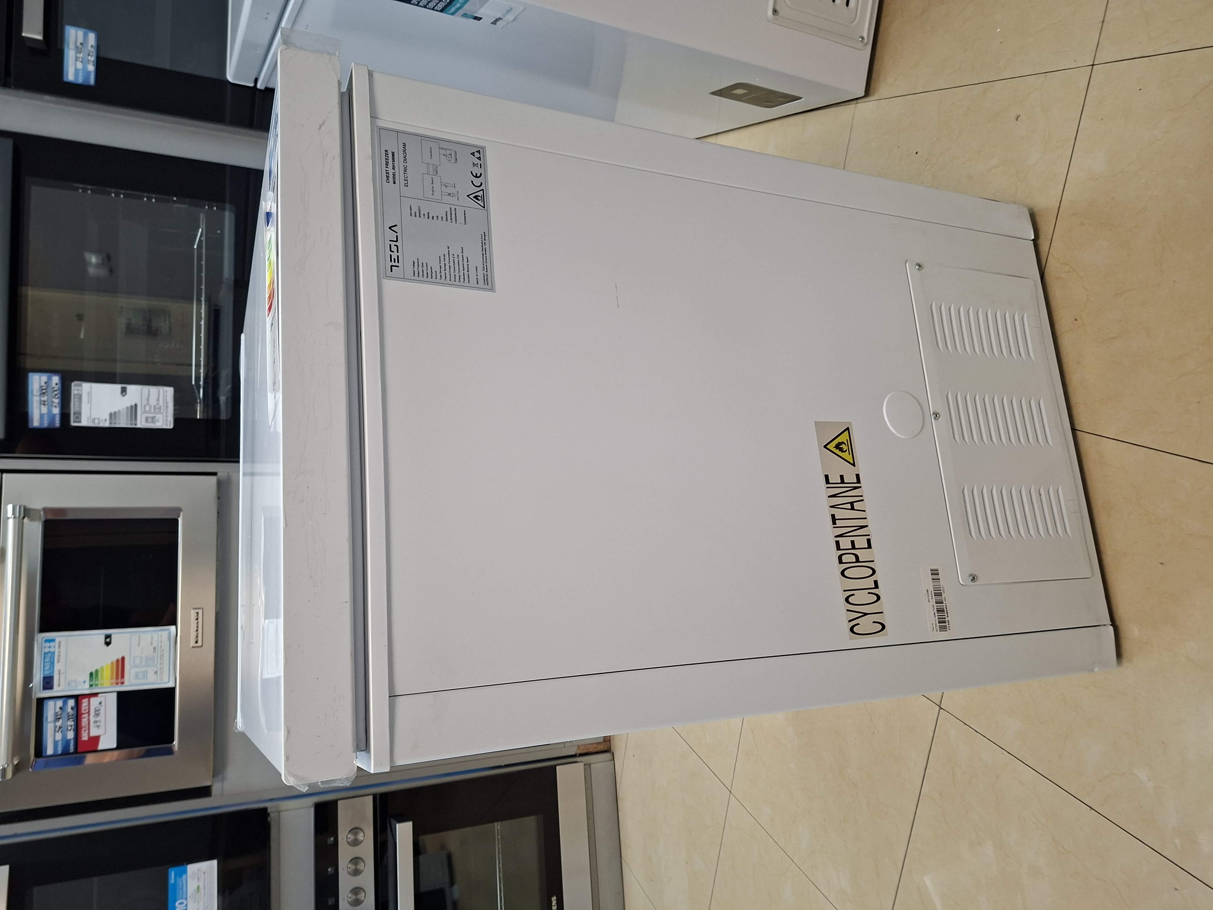 Zamrzivač Tesla RH1500ME , 142 litara