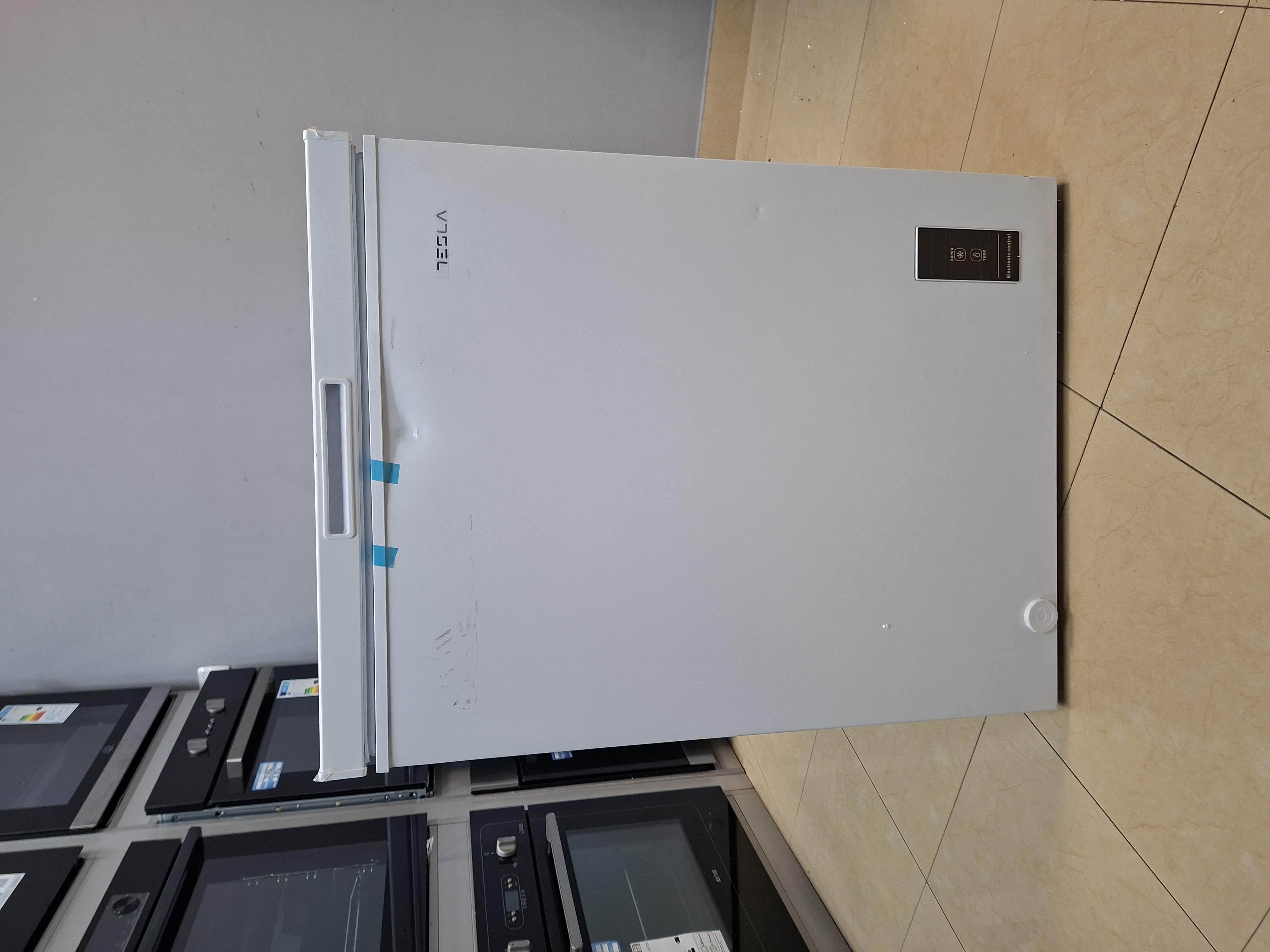 Zamrzivač Tesla RH1500ME , 142 litara