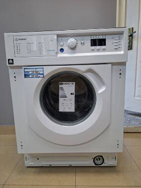 Ugradna Veš mašina Indesit BI WMIL 71252 EU N