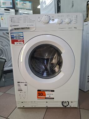 alt-text